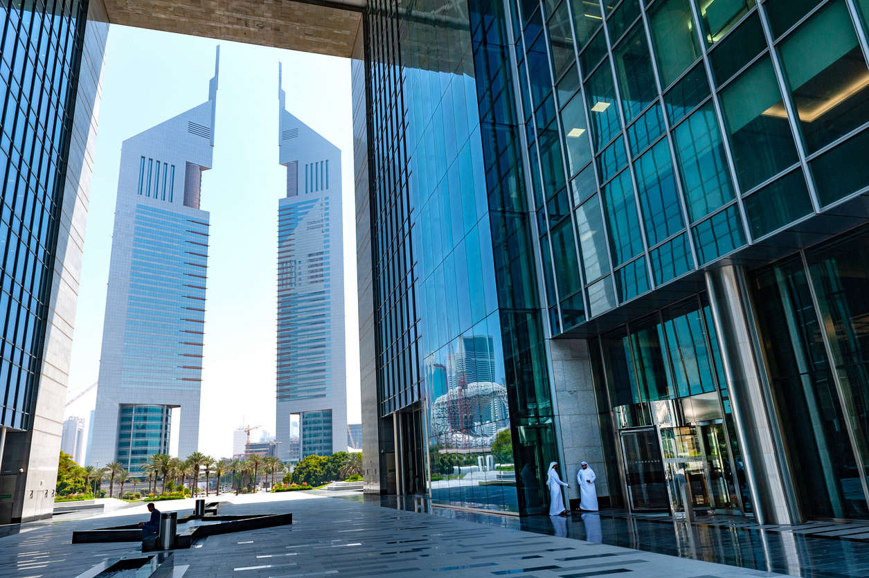 dubai real estate laws